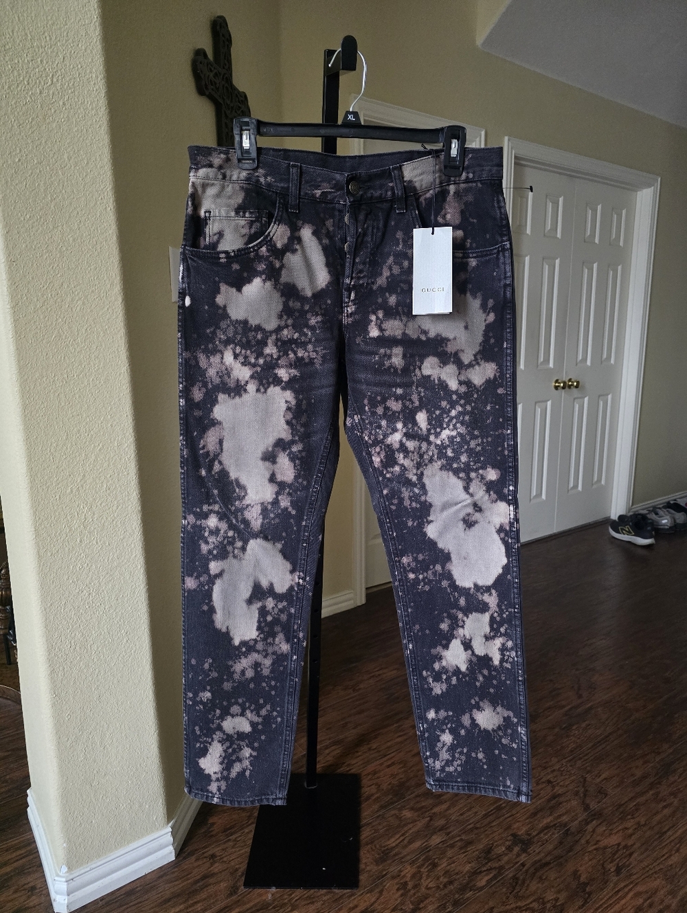 Gucci Bleached Black Denim Jeans with Beige Splatter Size 33 NWT